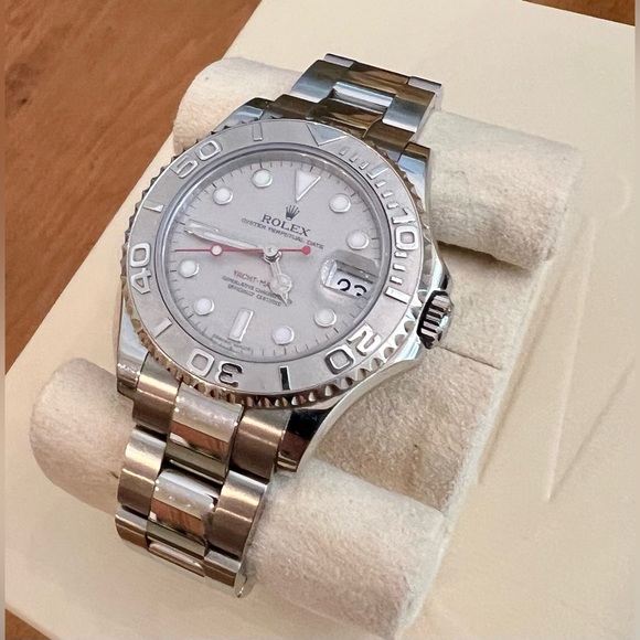 Rolex 2015 Oyster Perpetual Yacht- Master Platinum - Picture 2 of 10